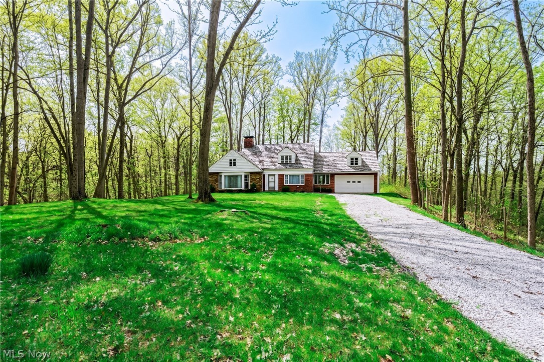 389 Bentleyville Road Moreland Hills OH 44022