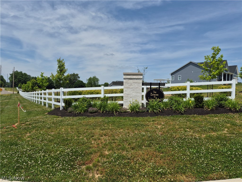 3488 Joyce Avenue NW Massillon OH 44646