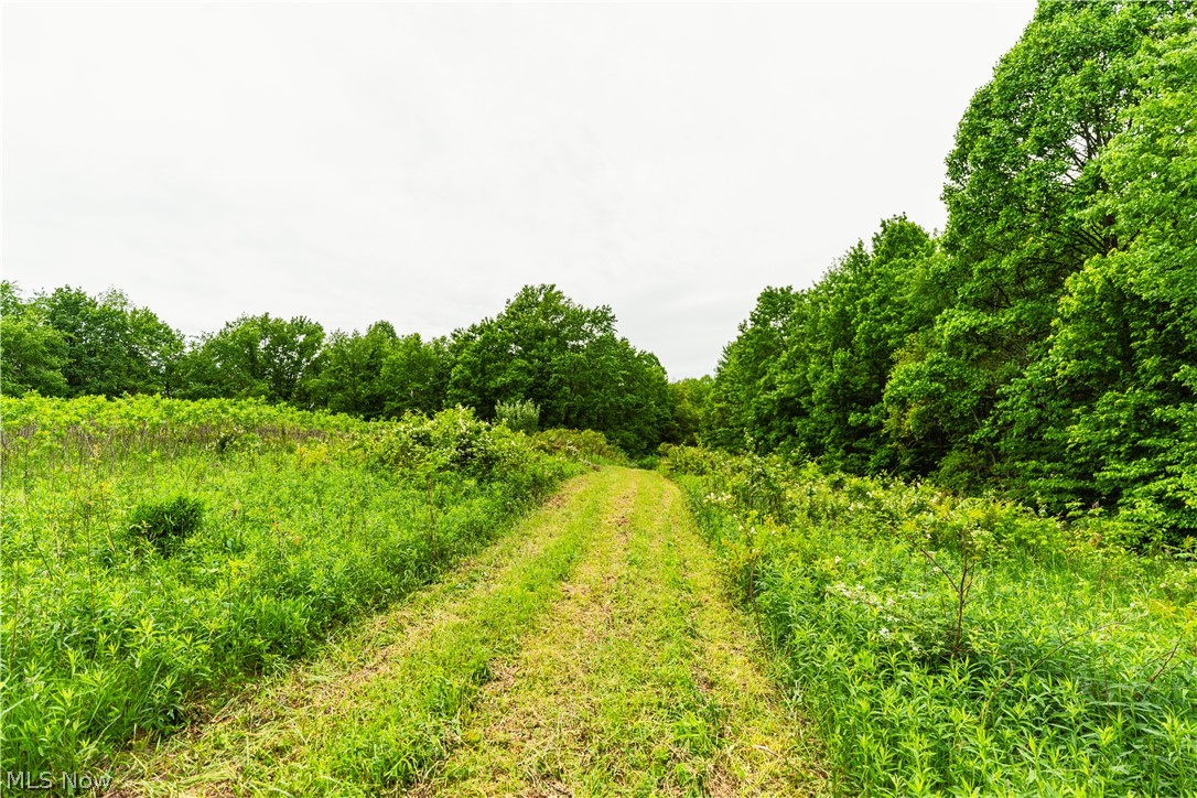 Edie Hill Road Uhrichsville OH 44683