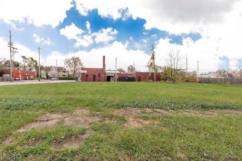 812 E 125th Street Cleveland OH 44108