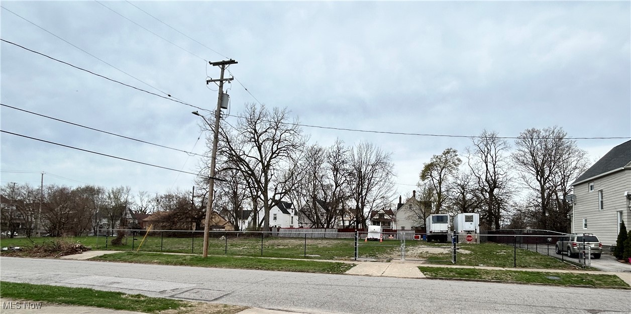 6711 Lucerne Avenue Cleveland OH 44103