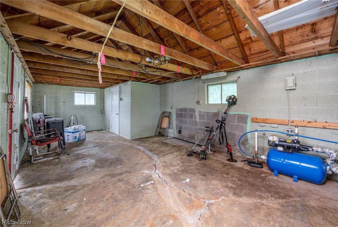 9223 Muskingum River Road Lowell OH 45744
