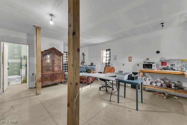 25670 State Route 58 Wellington OH 44090