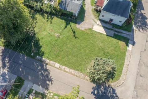 1362 Ivydale Avenue SW Canton OH 44710