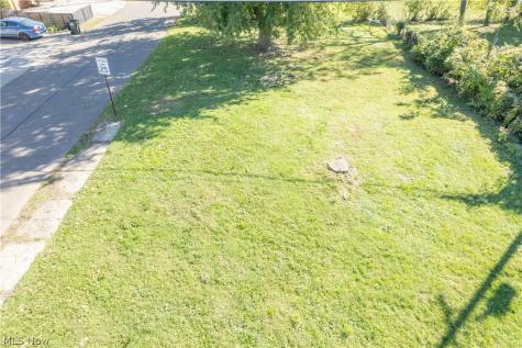 1362 Ivydale Avenue SW Canton OH 44710