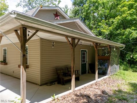 612 Township Road 700 Ashland OH 44805