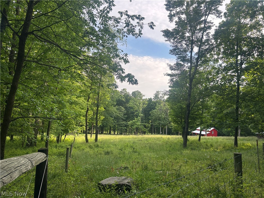 12929 Pleasant Valley Road Utica OH 43080