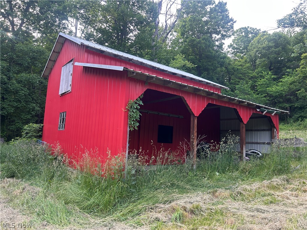 12929 Pleasant Valley Road Utica OH 43080