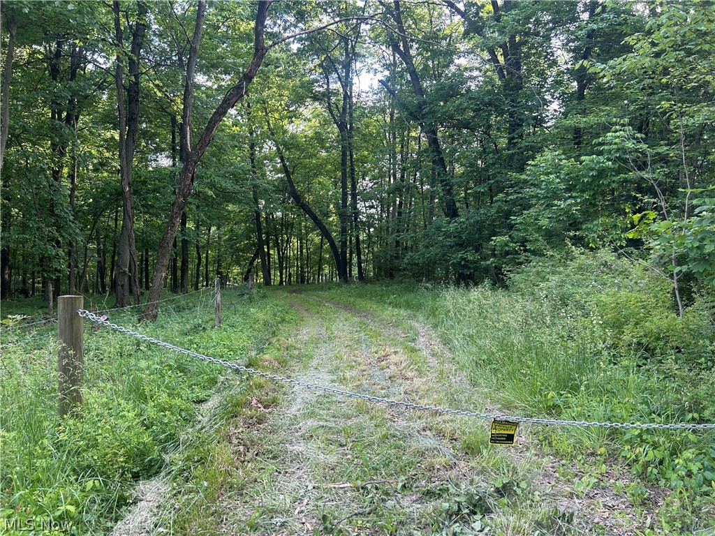 12929 Pleasant Valley Road Utica OH 43080