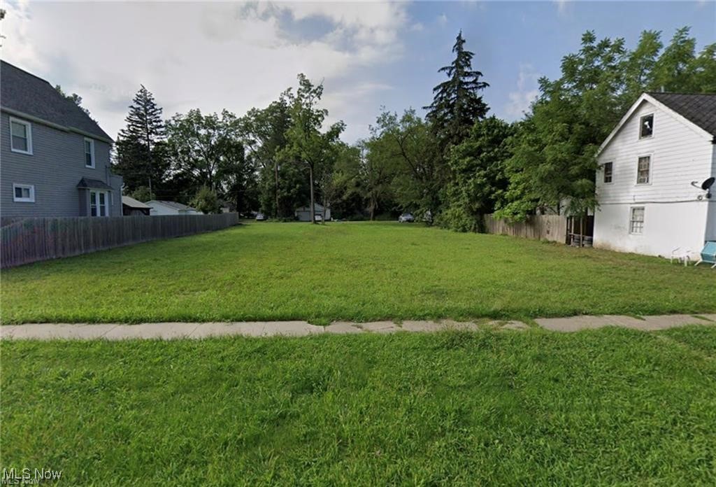 354 10th Street Elyria OH 44035