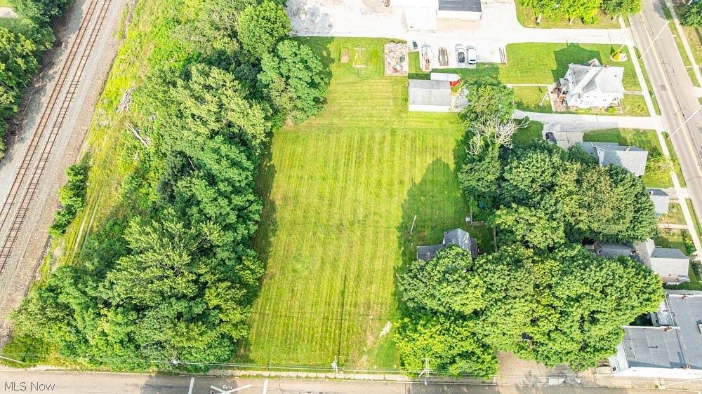 287 1/2 W Main Street Alliance OH 44601