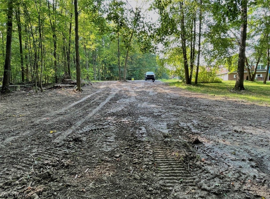 121 Lakeview Street Lake Milton OH 44429