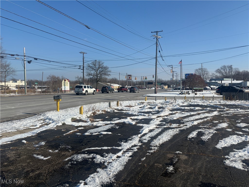 42953 N Ridge Road Elyria OH 44035