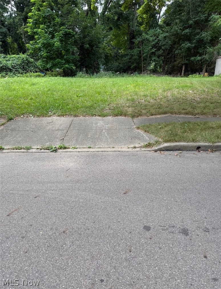 116 Charles Street Akron OH 44304