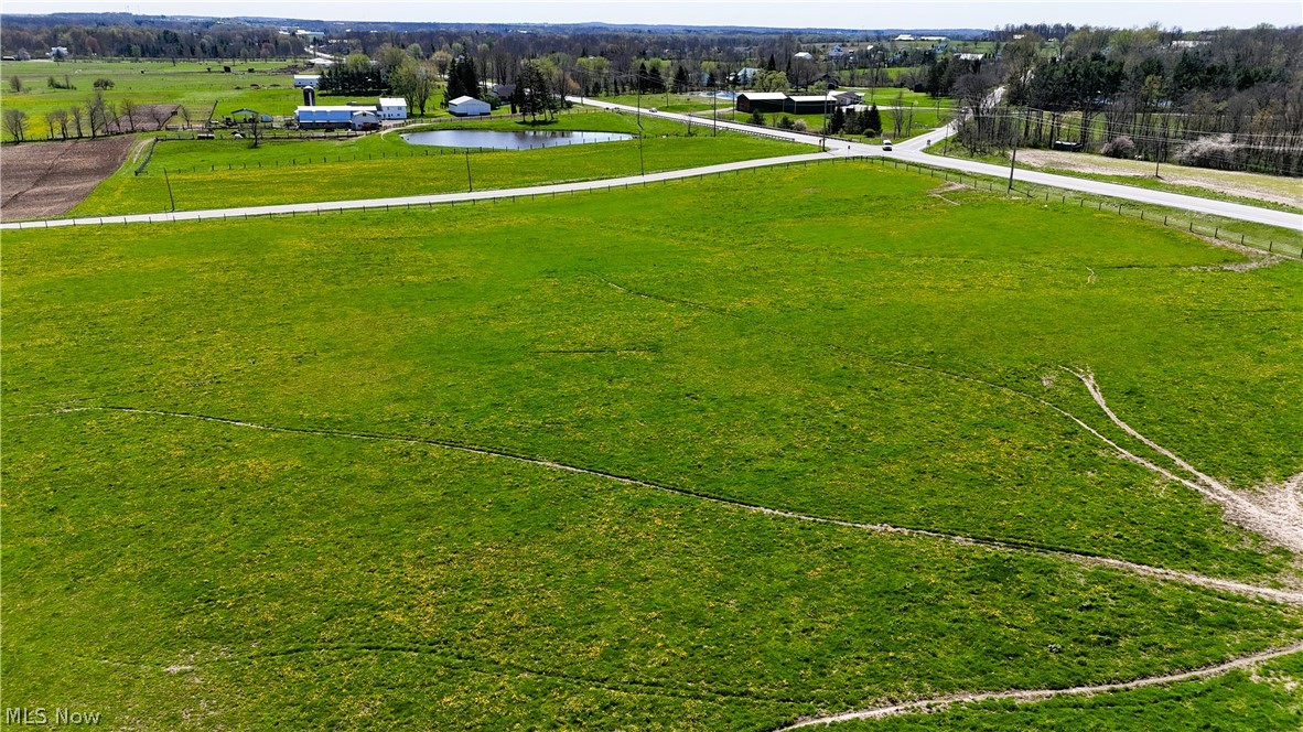 Burton Windsor Road Middlefield OH 44062