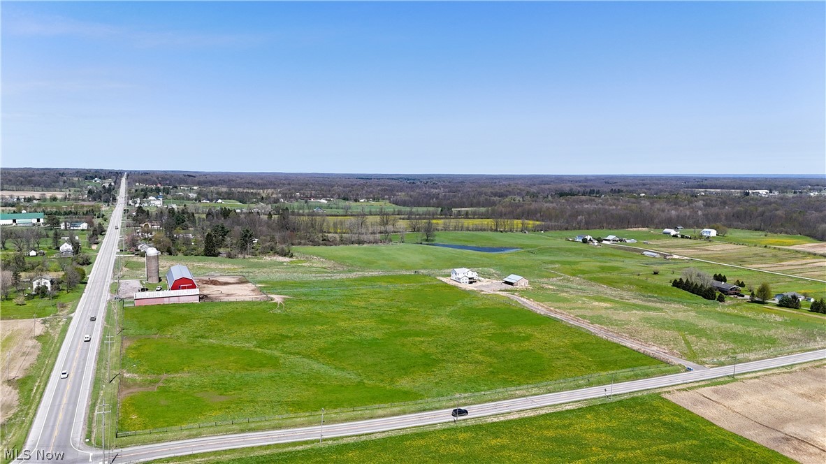 Burton Windsor Road Middlefield OH 44062