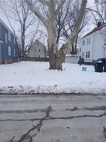 1189 E 146th Street Cleveland OH 44110