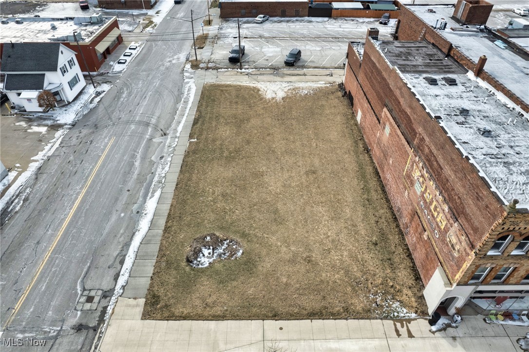 V/l Broadway Lorain OH 44052