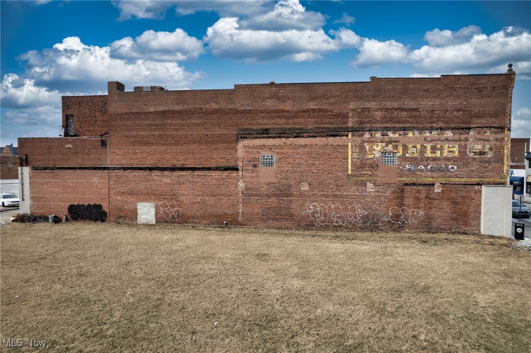 V/l Broadway Lorain OH 44052