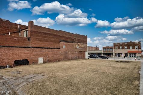 V/l Broadway Lorain OH 44052
