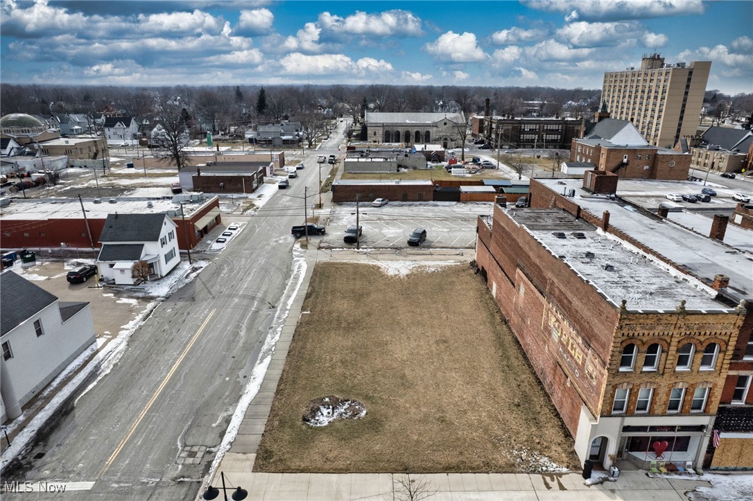 V/l Broadway Lorain OH 44052