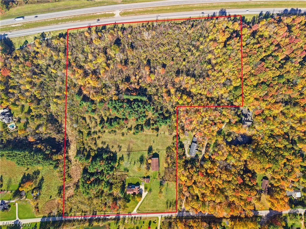 7850 Bainbridge Road Chagrin Falls OH 44023