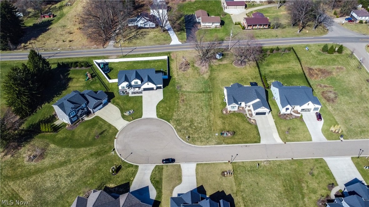5727 Shadow Ridge Circle NW North Canton OH 44720