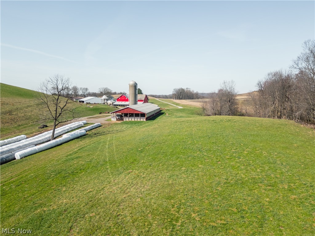 Pleasant Hill Drive Fresno OH 43824