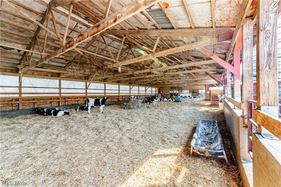 Pleasant Hill Drive Fresno OH 43824