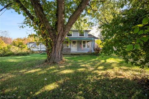 559 Pasadena Avenue Sheffield Lake OH 44054