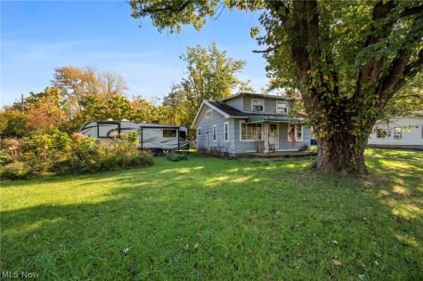 559 Pasadena Avenue Sheffield Lake OH 44054