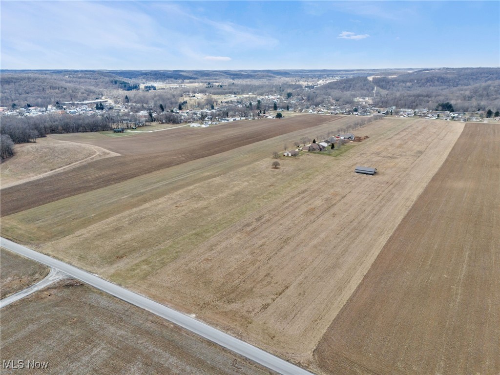 8205 Lee Road Malvern OH 44644