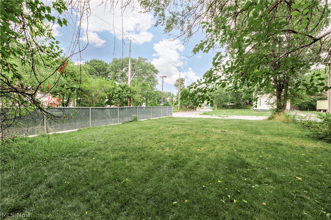7902 Melrose Avenue Cleveland OH 44103