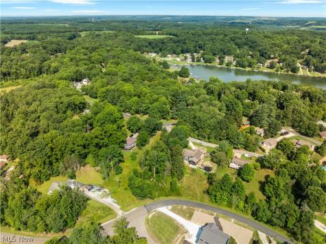 1 Opata Trail Malvern OH 44644