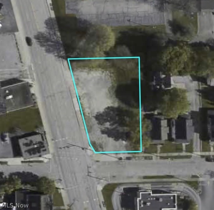 131 S State Street Girard OH 44420