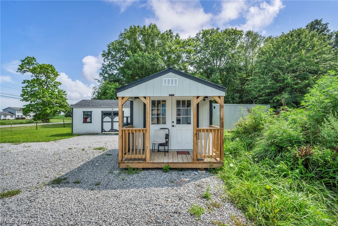 10564 S Duck Creek Road Salem OH 44460