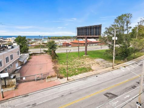 4104 Detroit Avenue Cleveland OH 44113
