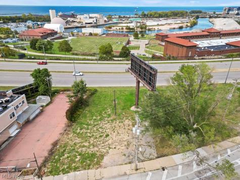 4104 Detroit Avenue Cleveland OH 44113