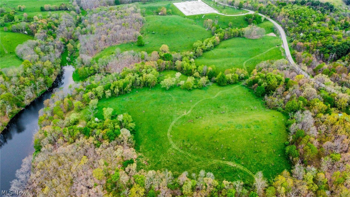 17081 State Route 644 Salineville OH 43945
