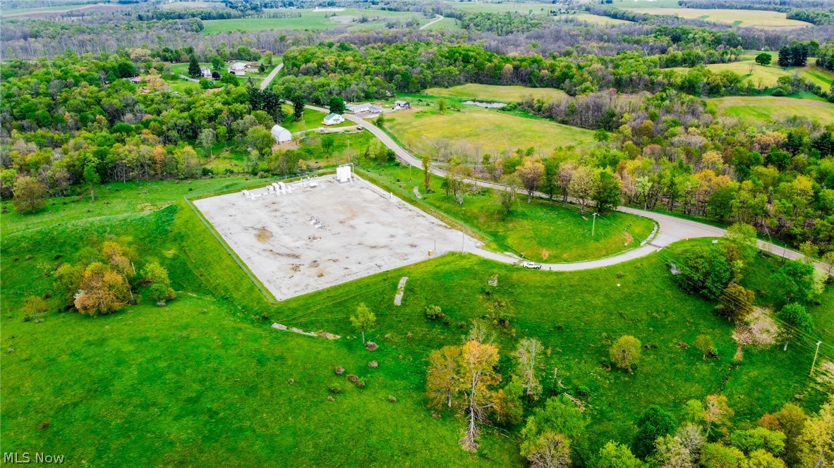 17081 State Route 644 Salineville OH 43945