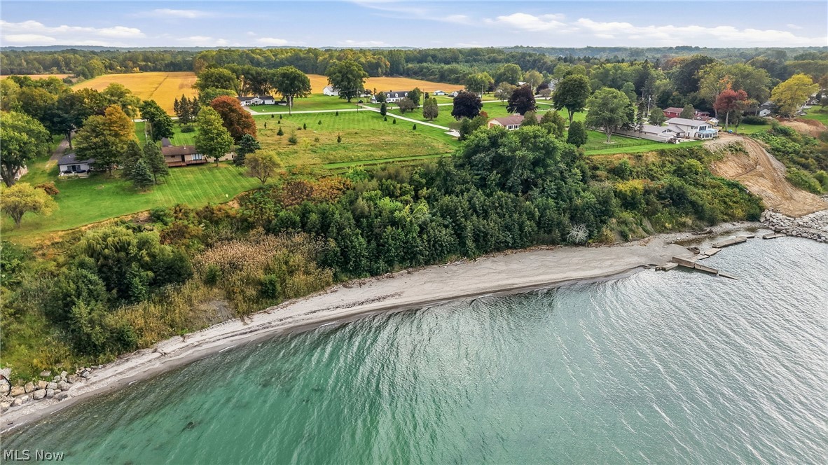 1256 Lake Road Conneaut OH 44030