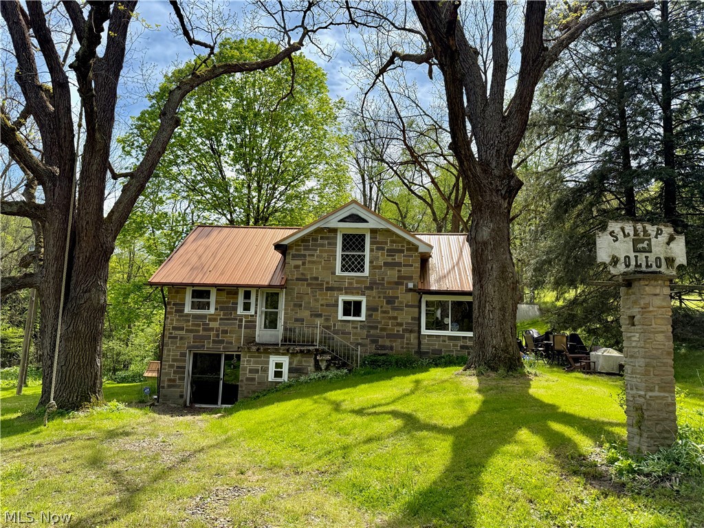 11811 Gaston Road Negley OH 44441
