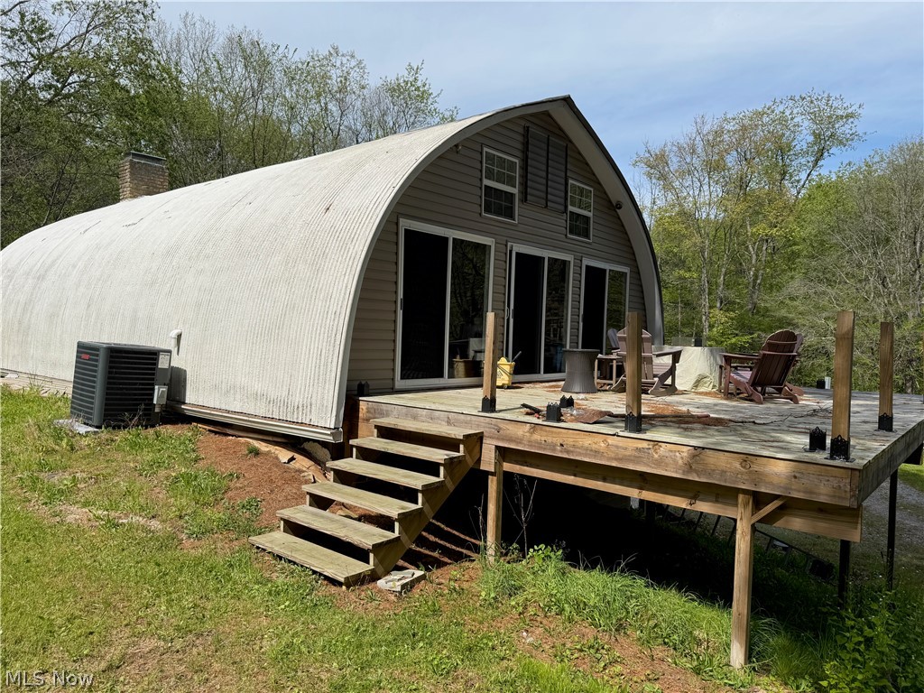 11811 Gaston Road Negley OH 44441