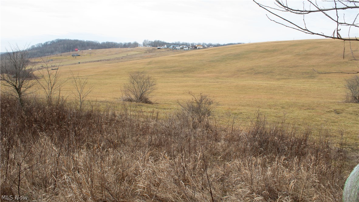 20451 Cr 410 Newcomerstown OH 43832