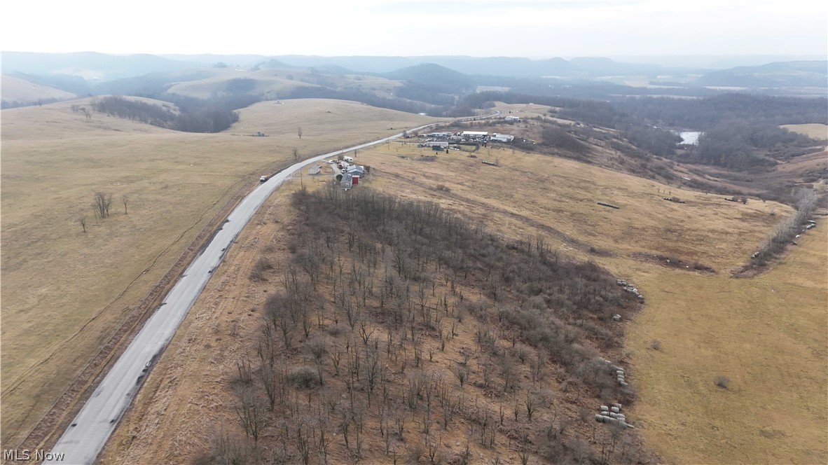 20451 Cr 410 Newcomerstown OH 43832