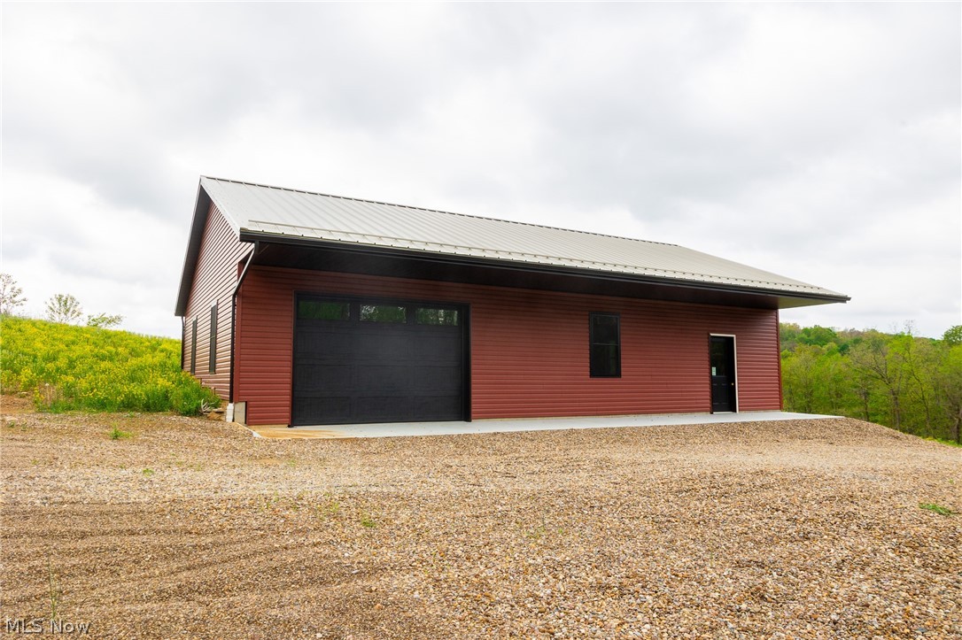 53320 County Road 425 Fresno OH 43824