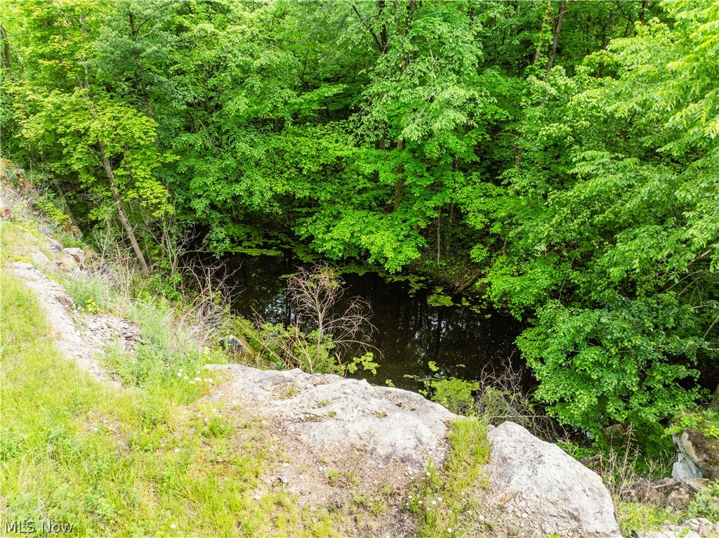 Edie Hill Road SE Uhrichsville OH 44683