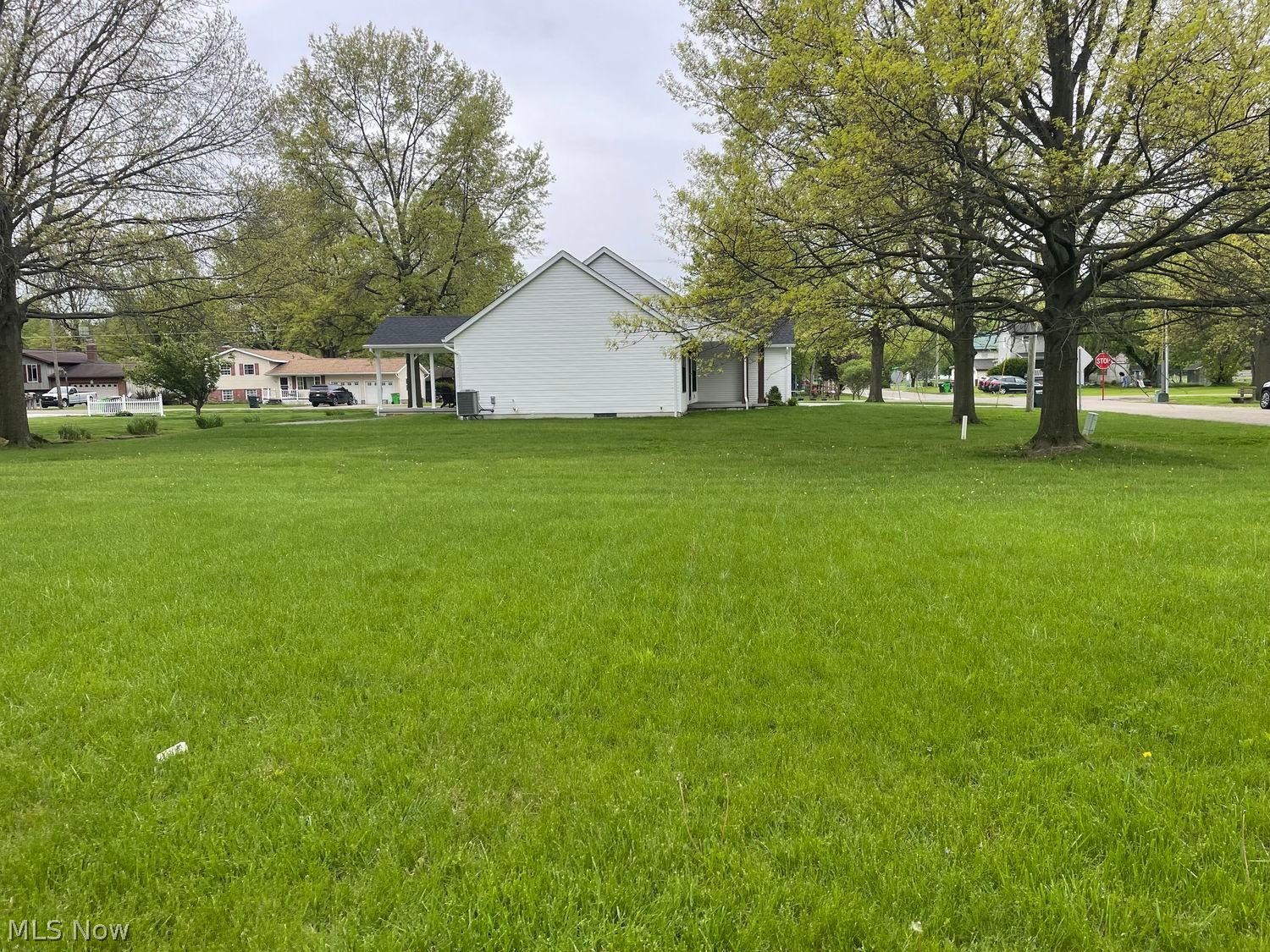14 Gloria Avenue Marshallville OH 44645