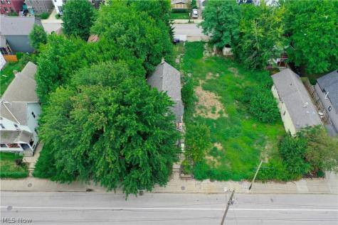 823 Starkweather Avenue Cleveland OH 44113
