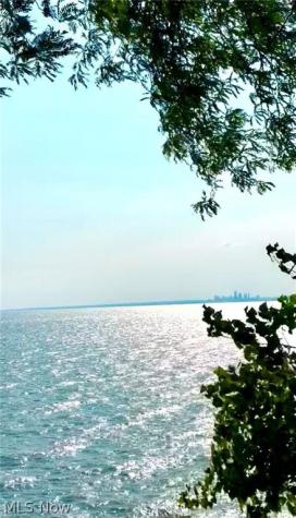 31600 Lake Road Bay Village OH 44140